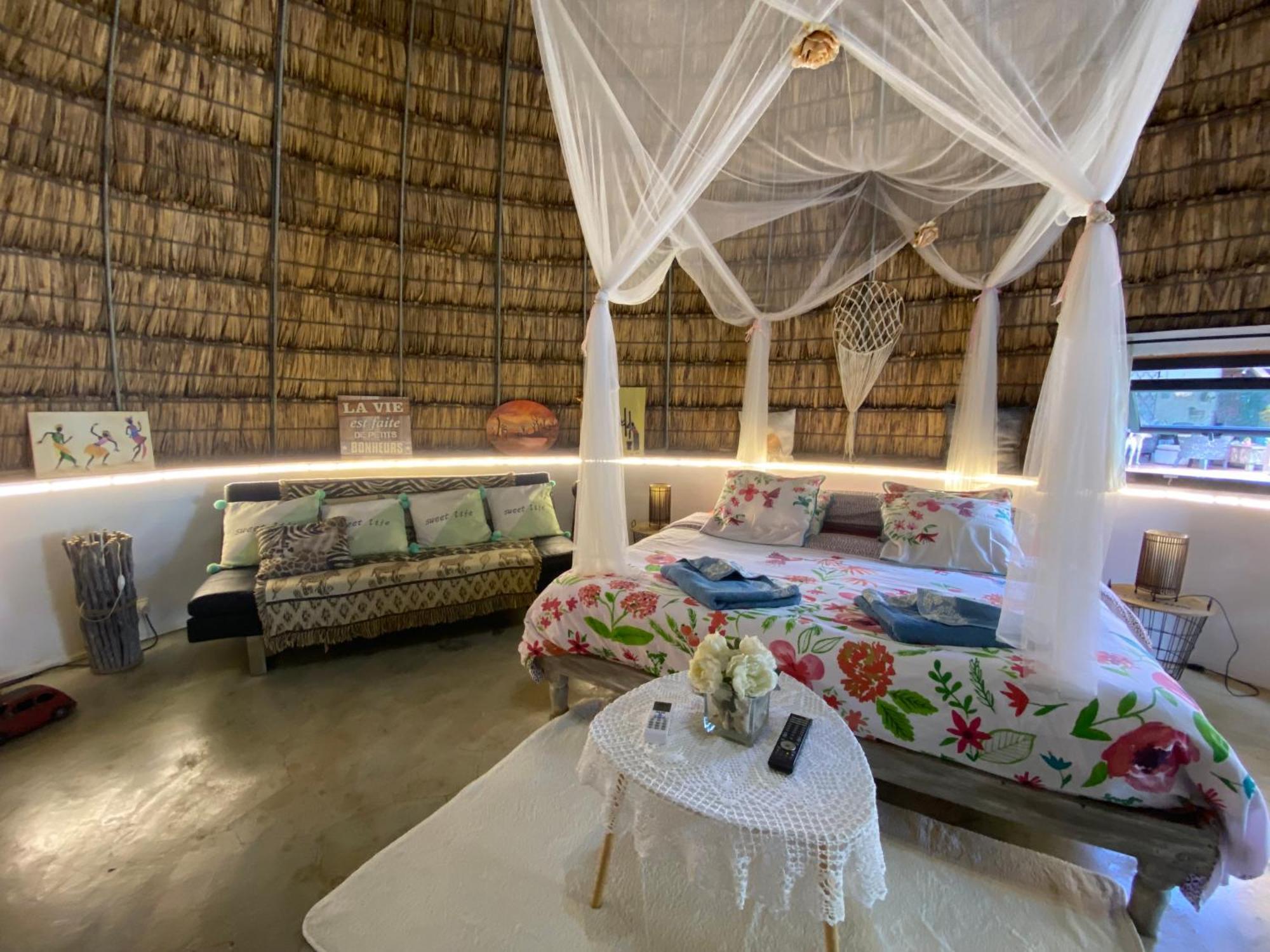 Cazhibiscus Bed & Breakfast Trou aux Biches Exterior photo